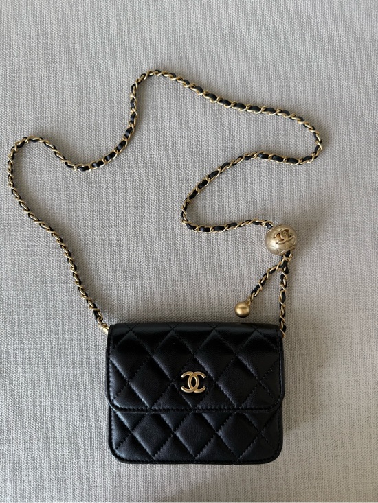 CHANEL Handbags - CHANEL Black Quilted Mini Crossbody with Gold Chain
